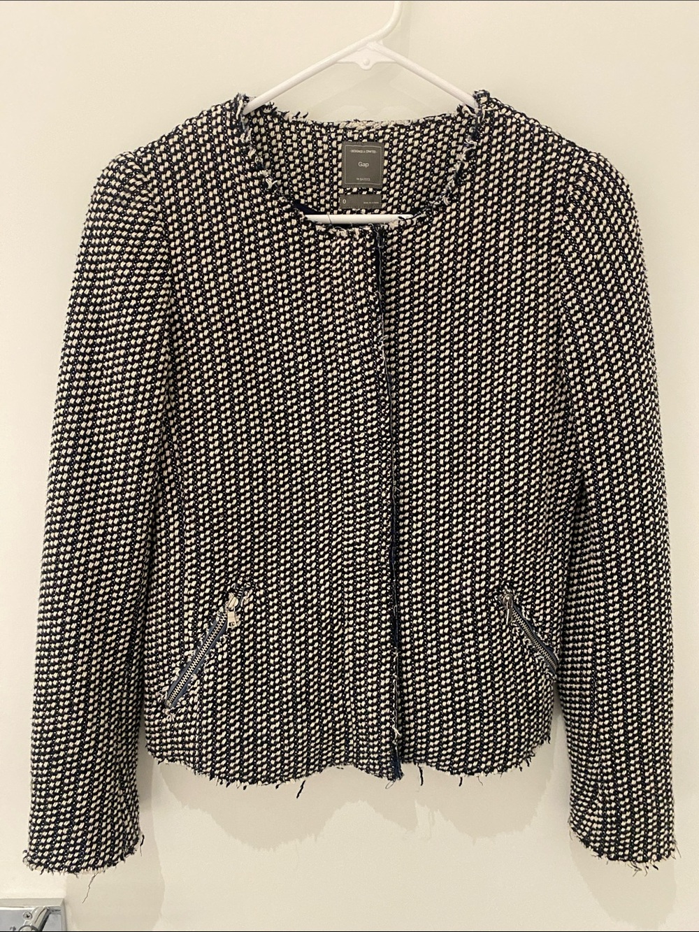 Gap Black And White Collarless Boucle Jacket Size 0
